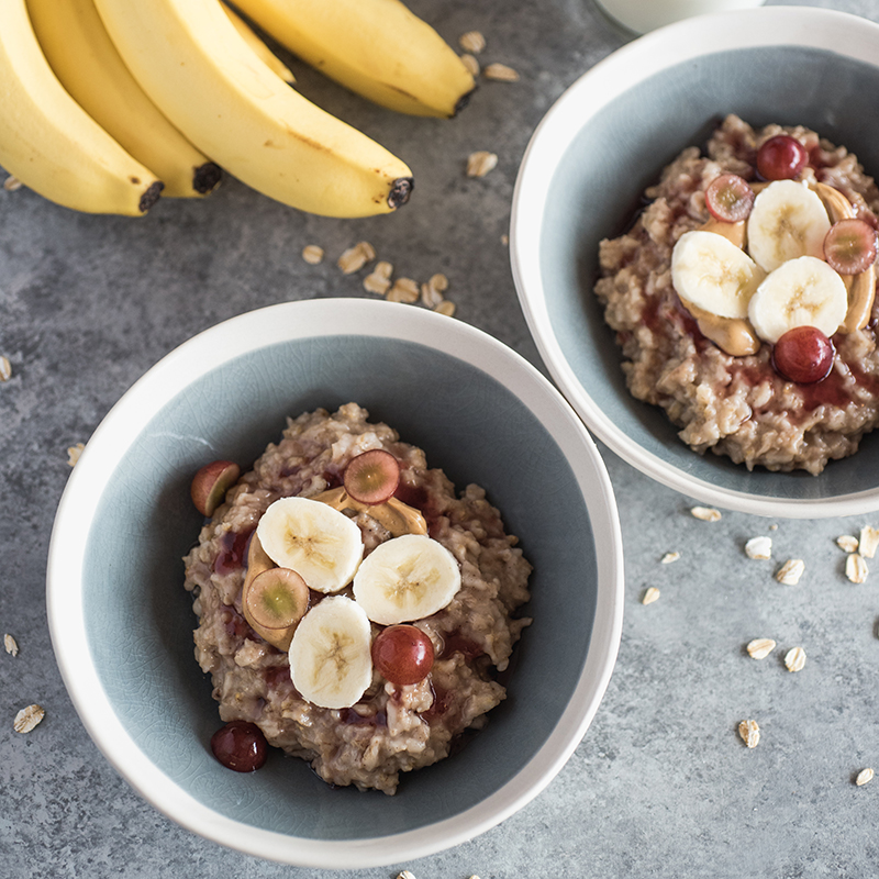 Peanut Butter and Jelly Oatmeal Bowl Recipe for Peanut Butter and Jelly Oatmeal Bowl