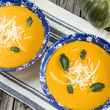 Slow Cooker Roasted Garlic and Sweet Potato Soup Recipe for Slow Cooker Roasted Garlic and Sweet Potato Soup