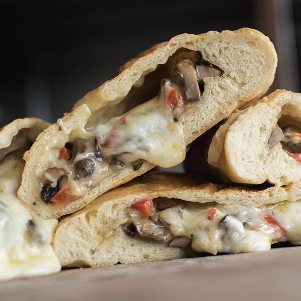 Quick & Easy Mushroom and Red Pepper Calzones Recipe for Quick & Easy Mushroom and Red Pepper Calzones