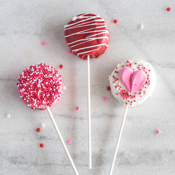 Valentine's Day Oreo Pops Recipe for Valentine's Day Oreo Pops