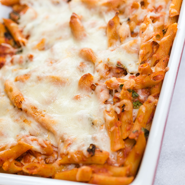 Cheesy Chicken and Pasta Bake with Spinach Recipe for Cheesy Chicken and Pasta Bake with Spinach