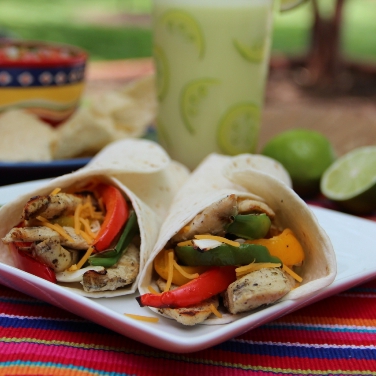Chicken Fajitas with Grilled Peppers and Onions Recipe for Chicken Fajitas with Grilled Peppers and Onions