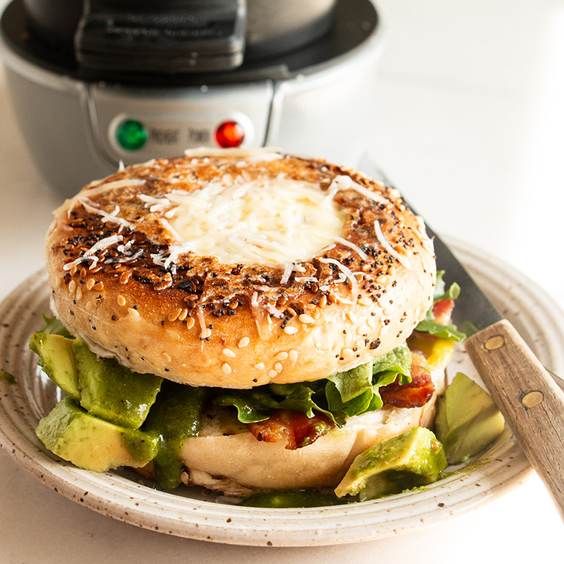 Egg in a Bagel Breakfast Sandwich Recipe for Egg in a Bagel Breakfast Sandwich