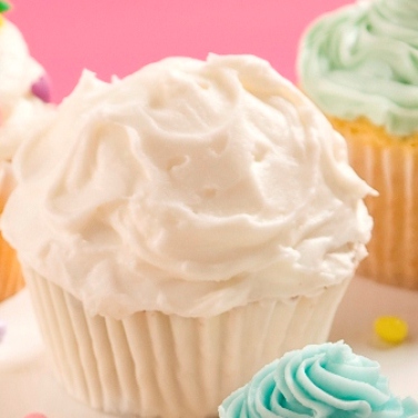Fluffy White Frosting Recipe for Fluffy White Frosting