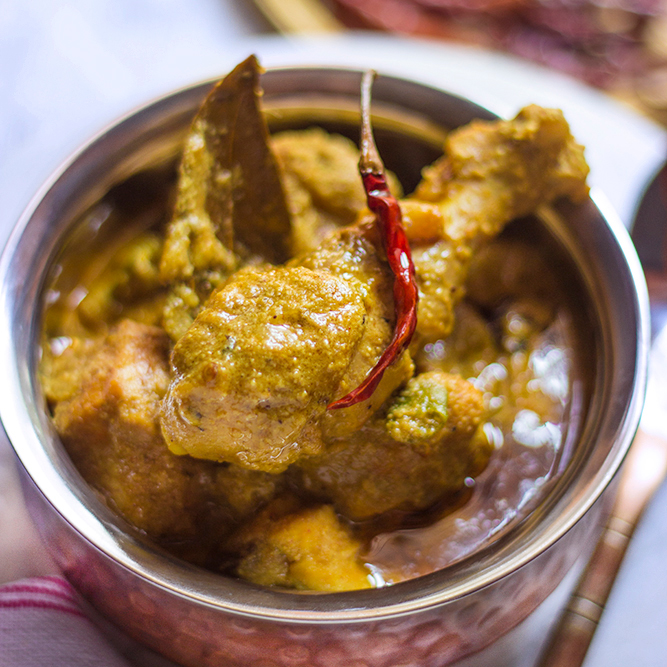 Posto Chicken/Chicken in Poppy Seeds Gravy Recipe for Posto Chicken/Chicken in Poppy Seeds Gravy