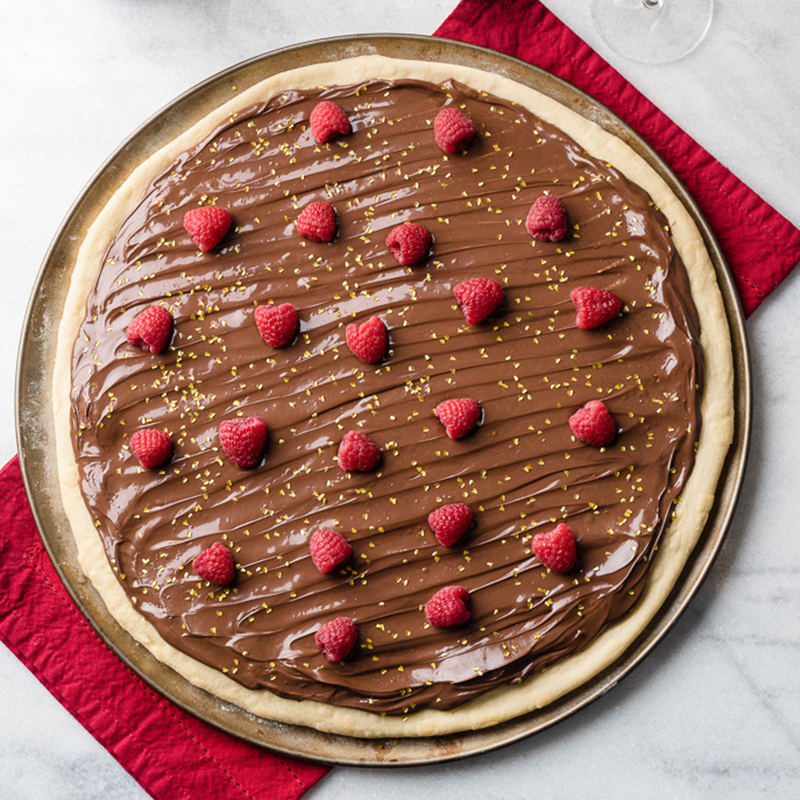 Nutella Raspberry Valentine’s Day Pizza Recipe for Nutella Raspberry Valentine’s Day Pizza