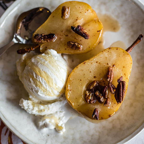 Roaster Oven Pears with Pecans