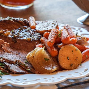 Slow Cooker Rosemary Apricot Brisket Recipe for Slow Cooker Rosemary Apricot Brisket