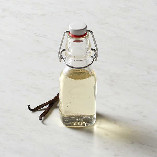 Vanilla Simple Syrup Recipe for Vanilla Simple Syrup