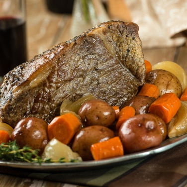 Slow Cooker Beef Roast with Vegetables 