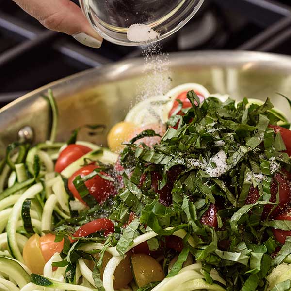 One-Pot Pasta Zoodle Caprese