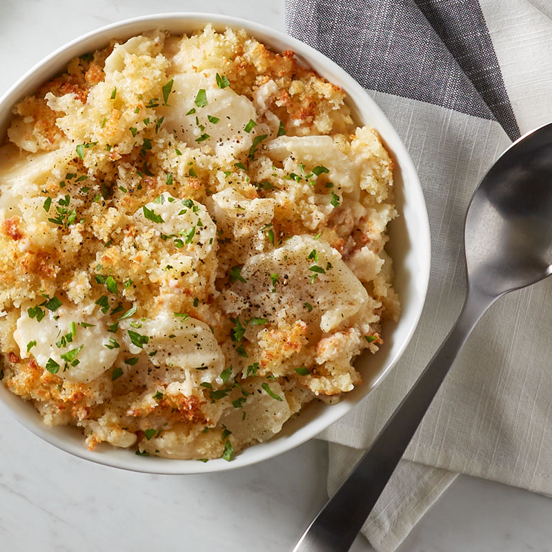 Slow Cooker Cheesy Scalloped Potatoes