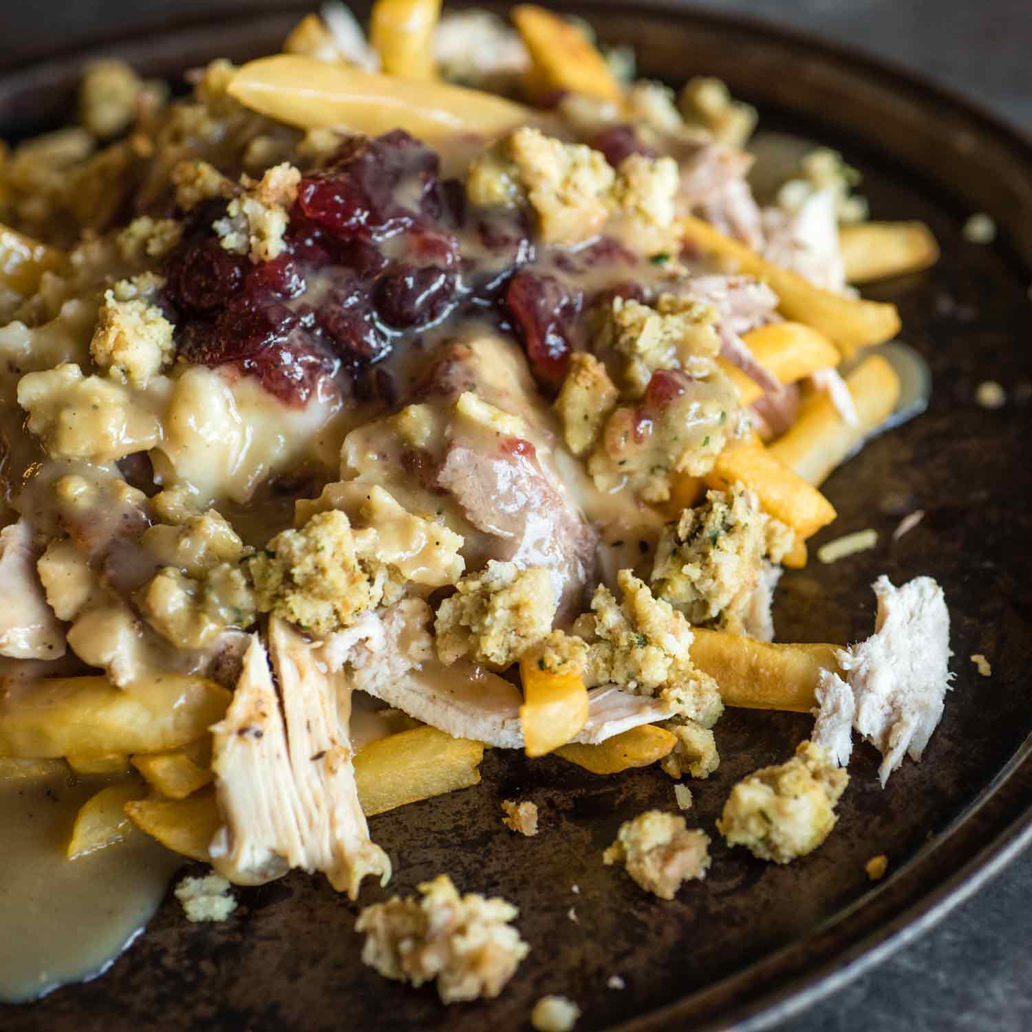 Turkey Poutine with Thanksgiving Leftovers - HamiltonBeach.com